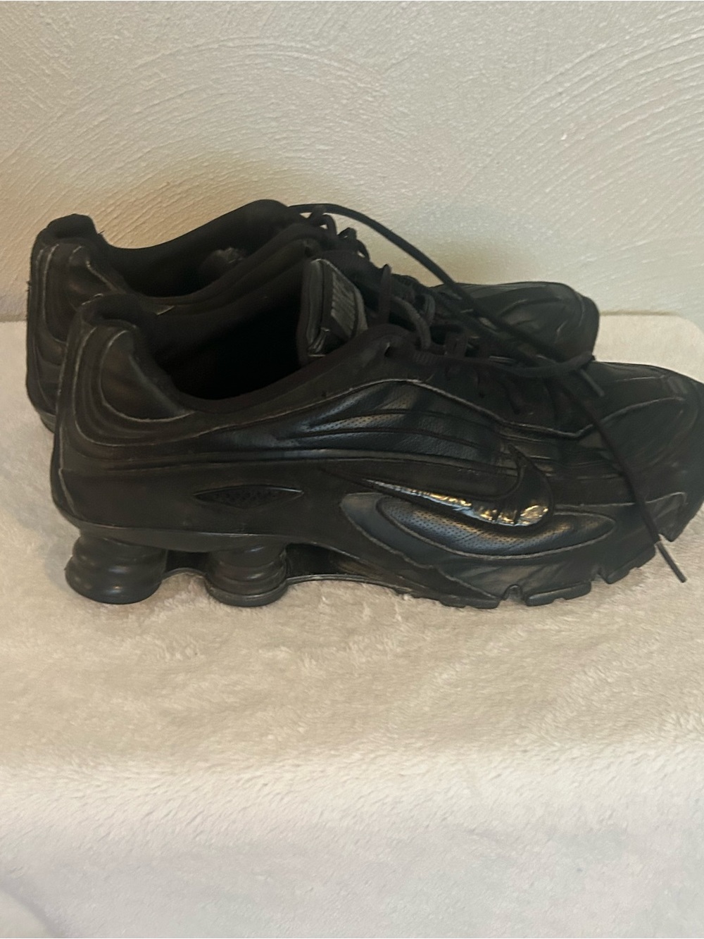Nike Men's All-Black Shox Running Sneakers

Nike Shox M1
